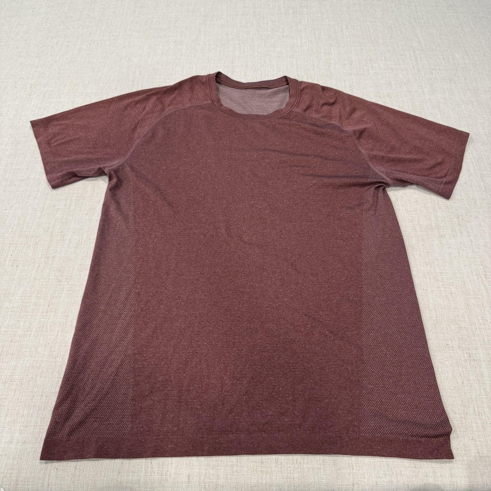 Lululemon Shirt Mens Medium Red Short Sleeve Metal Vent Athletic Quick Dry